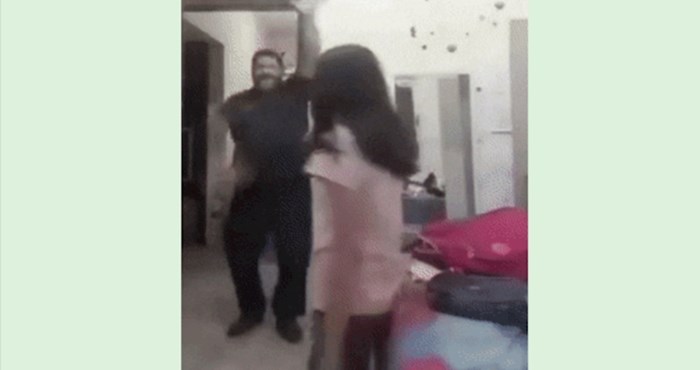 Snimala se za TikTok kad je uletio tata, morate vidjeti njegovu reakciju