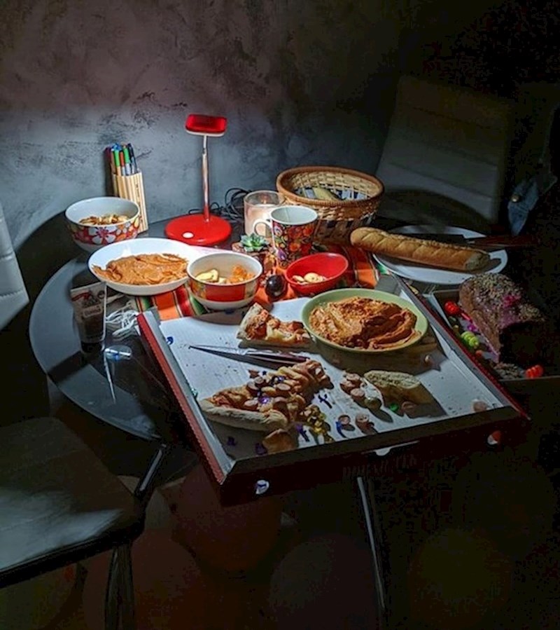 Nakon rođendanskog tuluma, čak i nered izgleda kao umjetnost