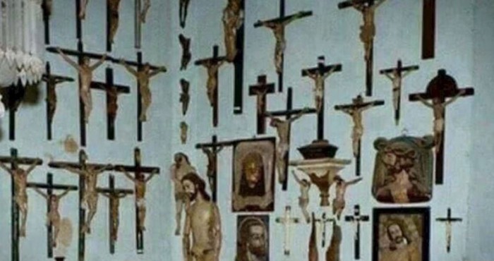 15 spavaćih soba koje su ispale ravno iz horor filmova, neke fotke su neobjašnjive