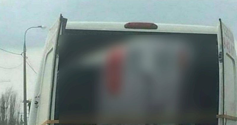 Fotka iz Srbije je apsolutni hit, morate vidjeti kako tip prevozi novi automobil