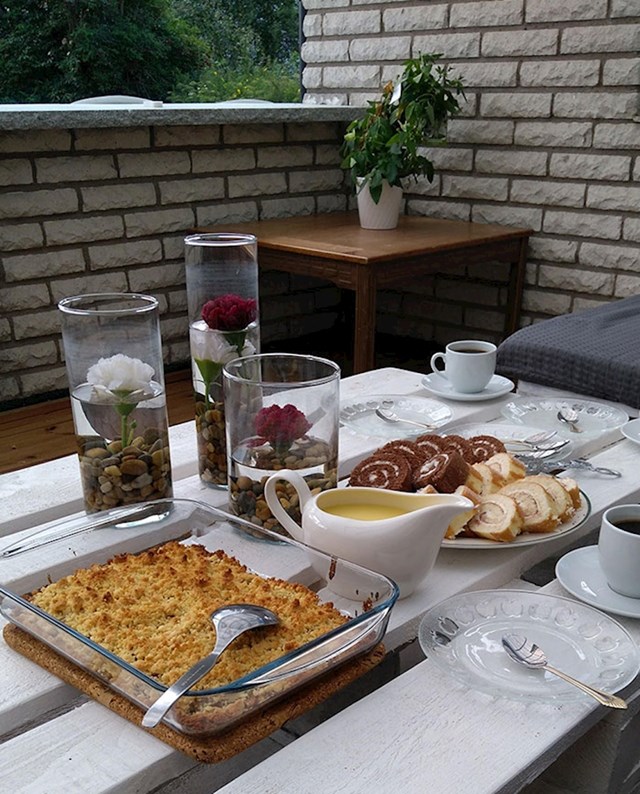 Dio švedske kulture je Fika - obavezni dnevni snack koji uključuje kavu, kolač i druženje