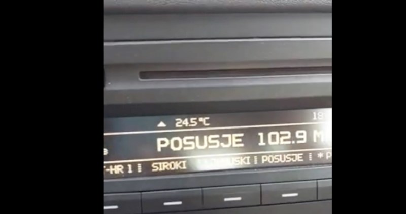 Netko je slušao radio Posušje u autu i uhvatio apsolutno legendarnu čestitku, ovo morate čuti