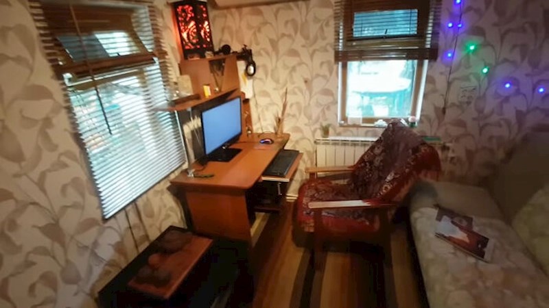 Stan definitivno nije velik ni luksuzno uređen - ima manje od 30 kvadrata