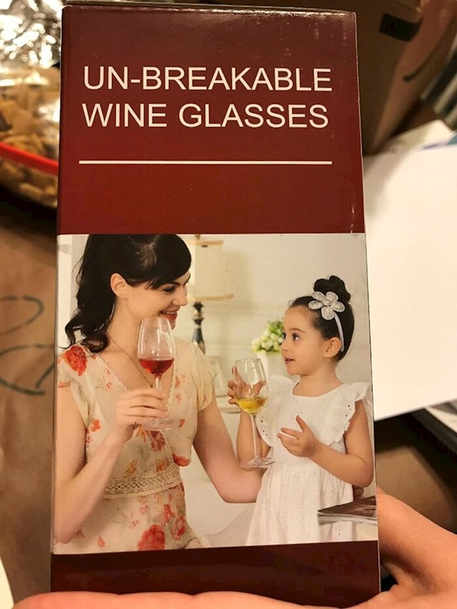 Logično, da dijete ne može razbiti čašu kad pije vino