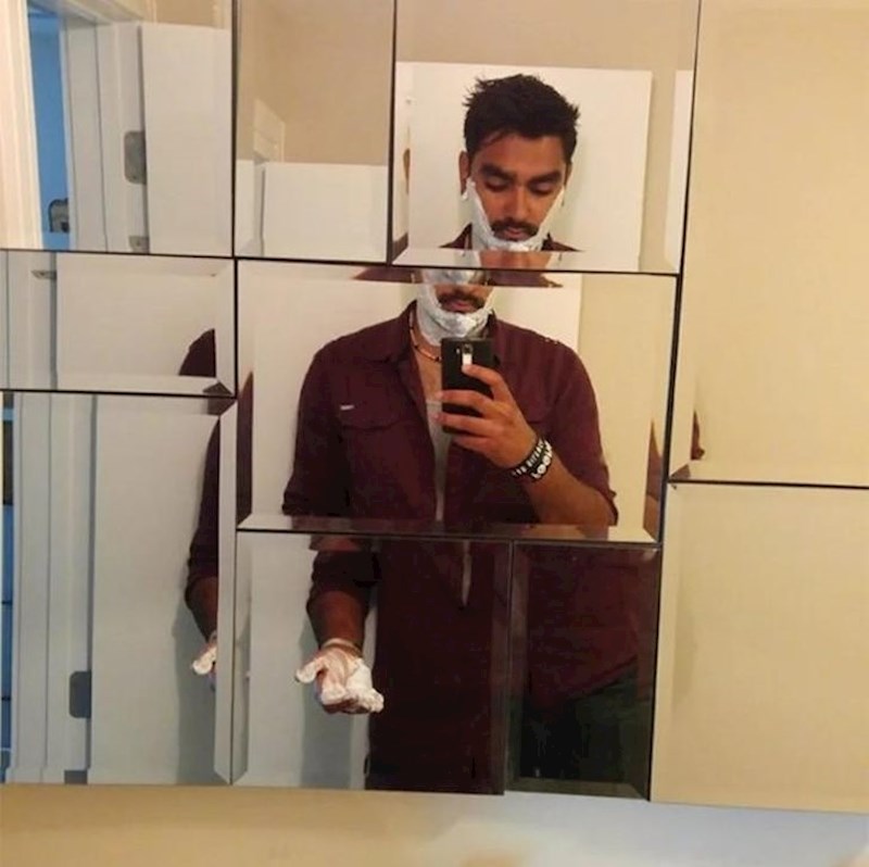 Ogledalo u našem novom stanu