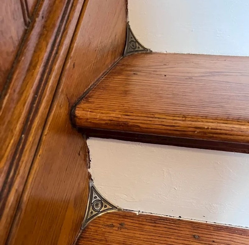 Čemu služe ove stvari u kutu?