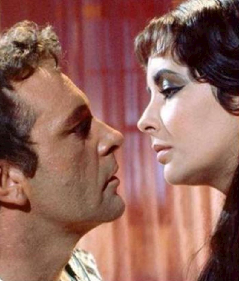 Cleopatra — Elizabeth Taylor i Richard Burton