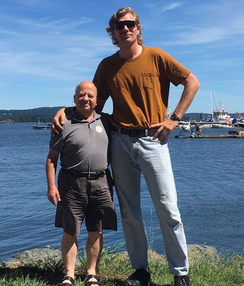 Genetika je ponekad čudna, ovo smo moj tata i ja