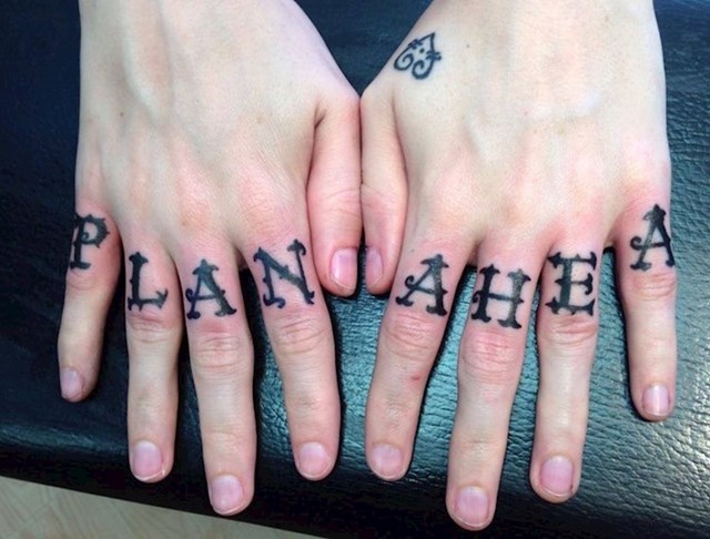 Da, ovo je dobar savjet, planiraj unaprijed da vidiš hoće li ti tetovaža ispasti kako si zamislio ili će ti faliti jedan prst