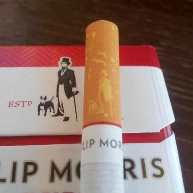 Na cigaretama Philip Morris nalazi se njihov logo