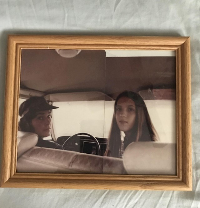 Ova slika mojih roditelja se zapravo nikada nije dogodila. To su dvije odvojene fotografije koje se savršeno uklapaju.''