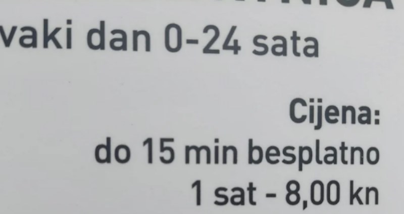 Je li ovo najčudniji parking cjenik u Hrvatskoj? Dobro pogledajte fotografiju...