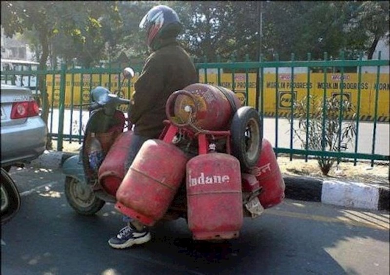 Sigurni smo da je ovaj prekršio barem nekoliko zakona