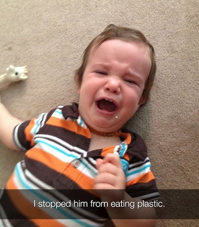 Ne dam mu da jede plastiku