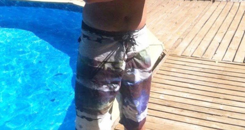 Najnoviji ljetni modni trend zgrozio je internet. Nema riječi za ono što ovi ljudi nose na nogama