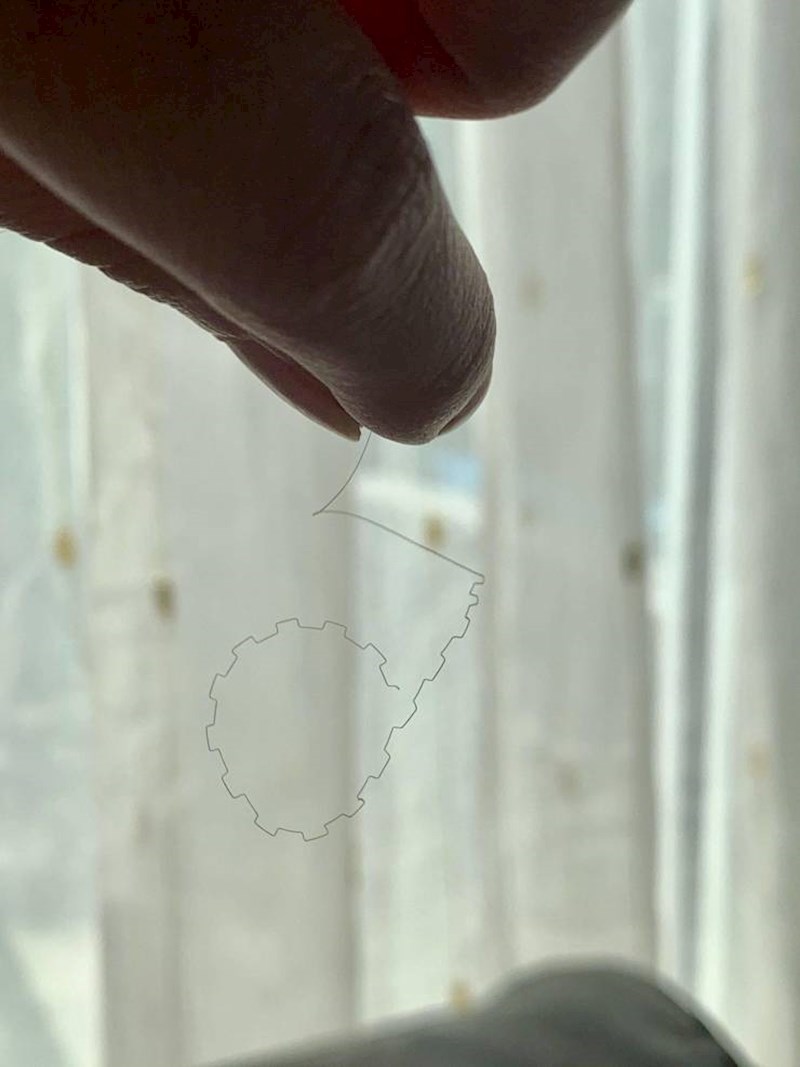 Dlaka uhvaćena u patent jakne