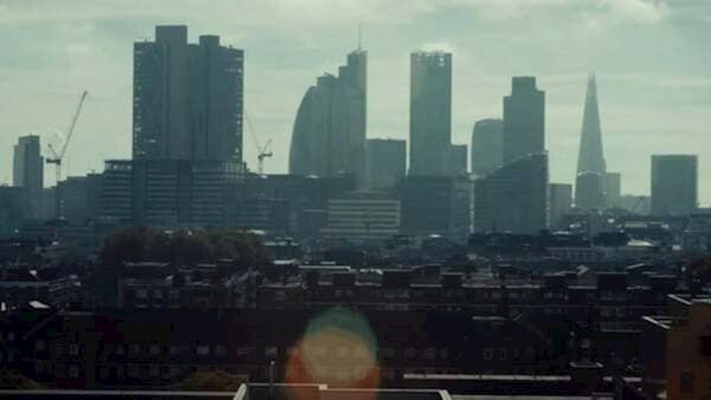 Odraz na zrcalu izgleda kao Cartman iz South Parka