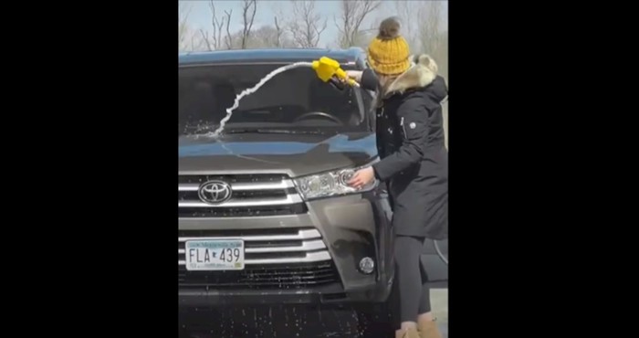 Kakav fail! Čula je da se na benzinskoj može i oprati auto, ali nije razmislila do kraja