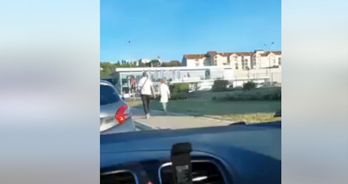 Suluda snimka iz Srbije: Ljudi ne mogu vjerovati kuda je tip prošao autom