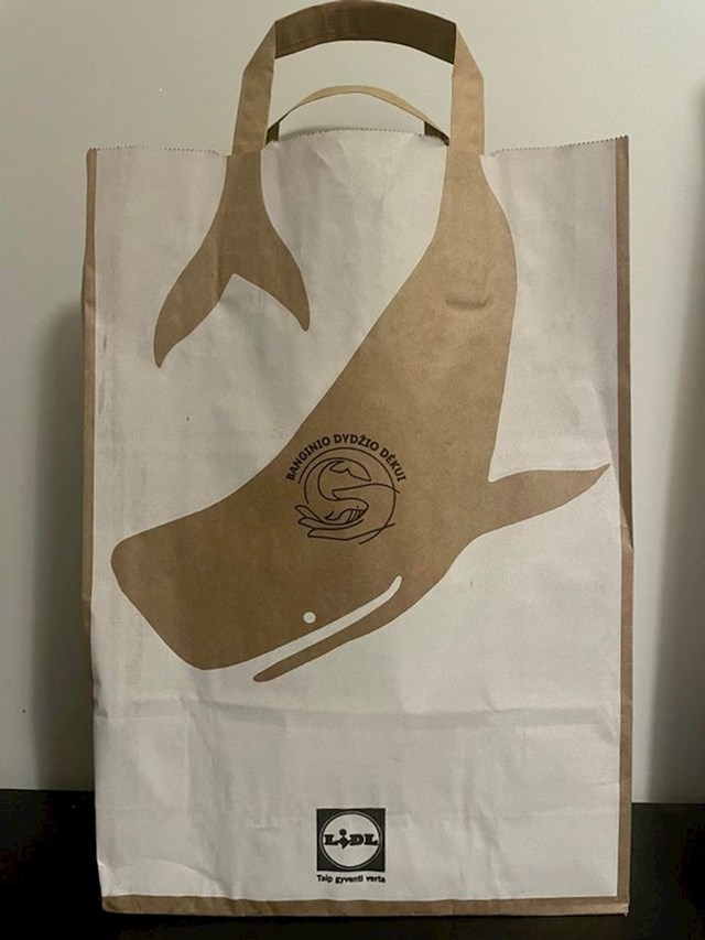 Dizajn vrećice s porukom da se ne koristi plastika