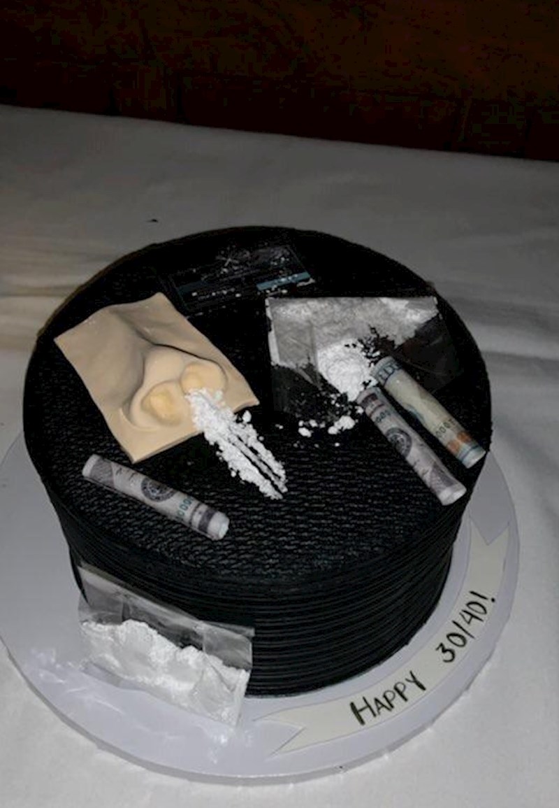 Rođendanska torta za ovisnika?