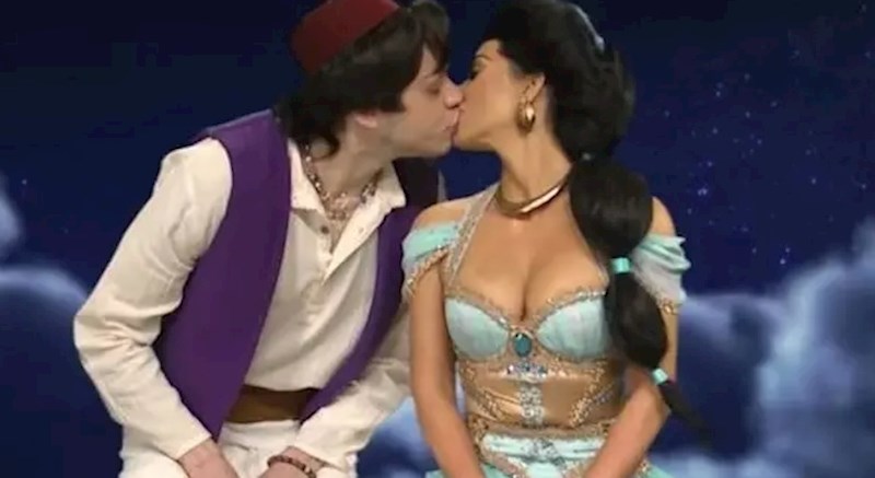 Ništa manje šokantno, Kim je nakon razvoda počela vezu s Peteom Davidsonom