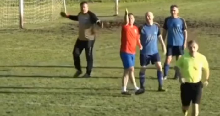 Snimka iz seoske lige hit na Facebooku: Teško je opisati dramu koja je stala u 40 sekundi