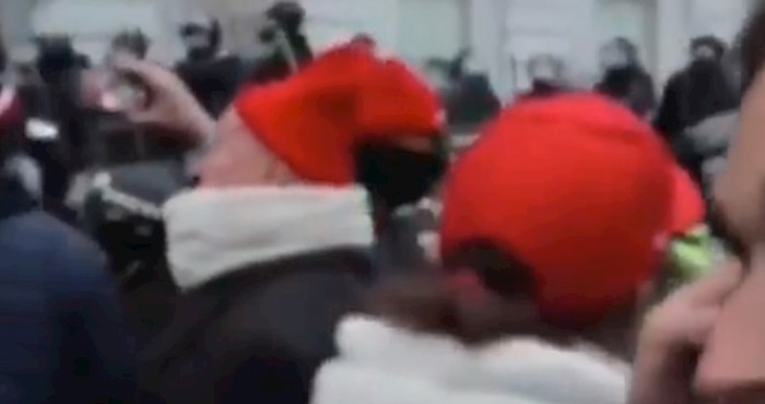 Na prosvjedima u SAD-u našao se i jedan Hrvat, imate jednom pravo pogađati što je vikao
