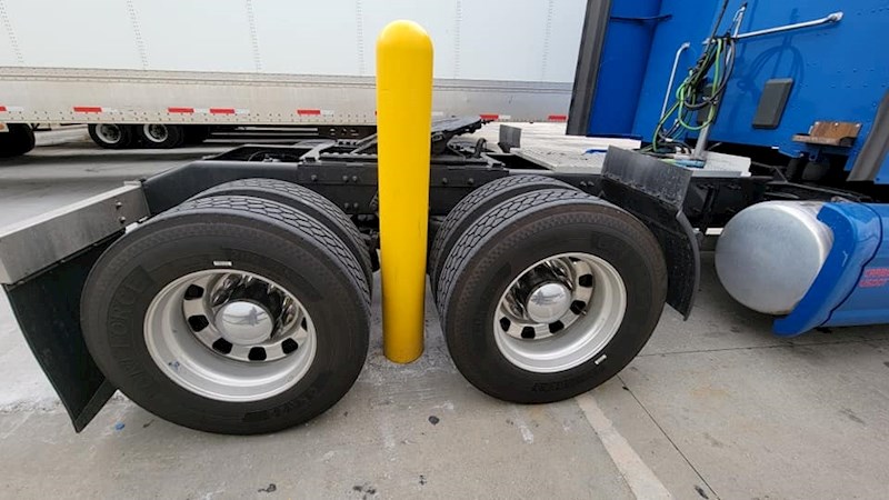 I tako su se deseci tisuća ljudi uključili u rješavanje problema - koji ne postoji