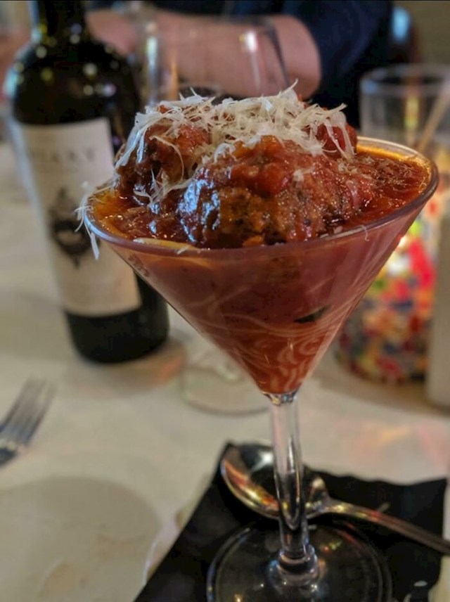 Špageti u čaši
