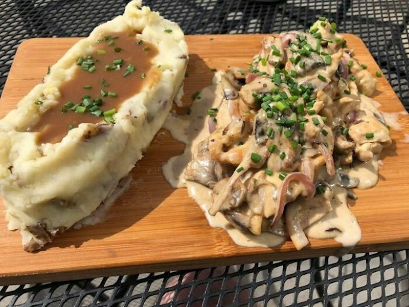 Pire na dasci, umak sigurno neće završiti svugdje po stolu