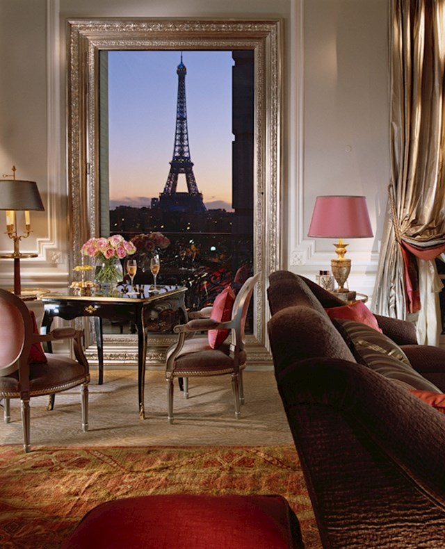 8. The Royal Suite, Francuska