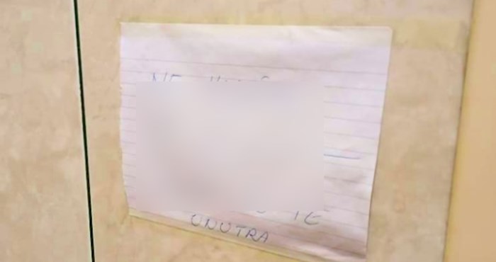 Natpis u WC-u u Dalmaciji jedne nasmijao, druge zgrozio: Više pravopisnih grešaka nego slova!