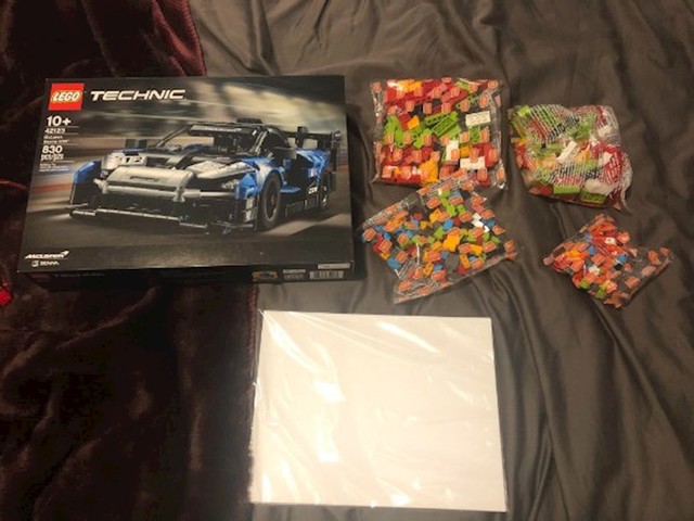 Naaručio sam lego paket iz Kine i dobio obične mini kocke i prazan papir