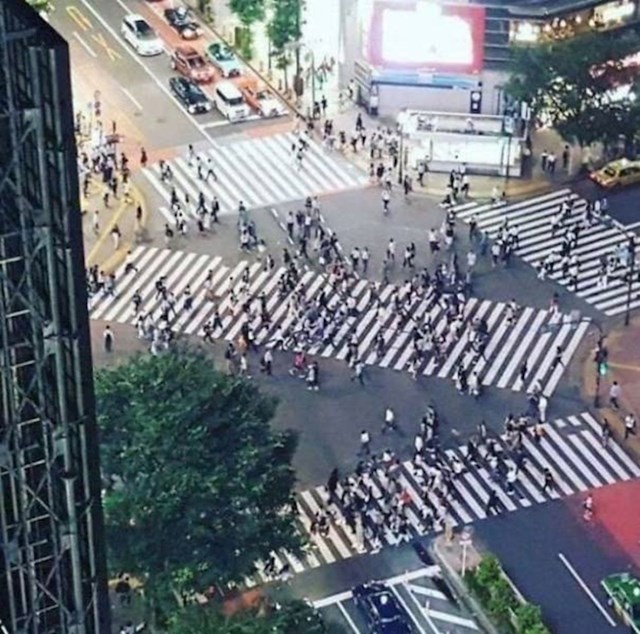 Dijagonalni pješački prijelazi su normalni u Tokiju