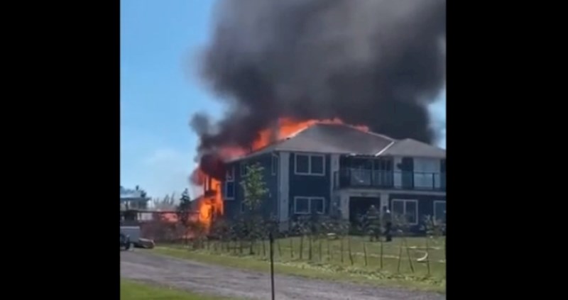 Požar je zahvatio kuću, nitko nije znao da je unutra spremnik sa 180 litara plina