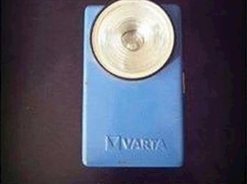 Tko nije imao ovakvu baterijsku svjetiljku?