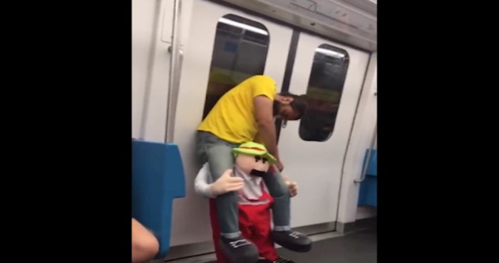 Ovaj kostim pijanog tipa će vas oduševiti