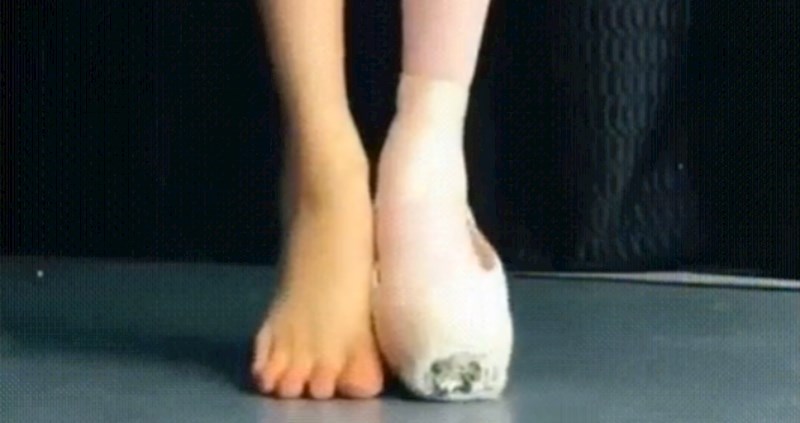 Video otkriva kako točno balerine uspiju stajati samo na vrhovima prstiju