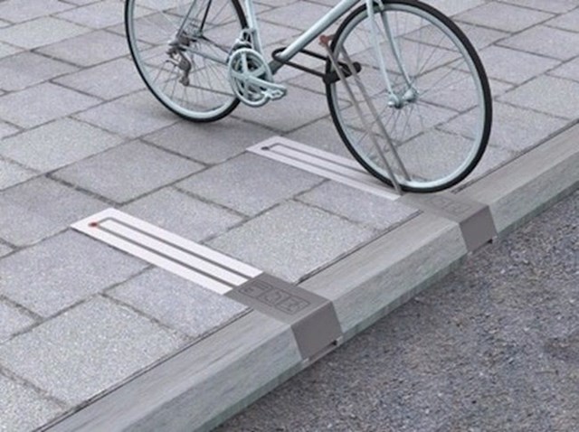 Parkiralište za bicikle koje ne zauzima mjesto na pločniku kada se ne koristi, samo ga vratite nazad u tlo
