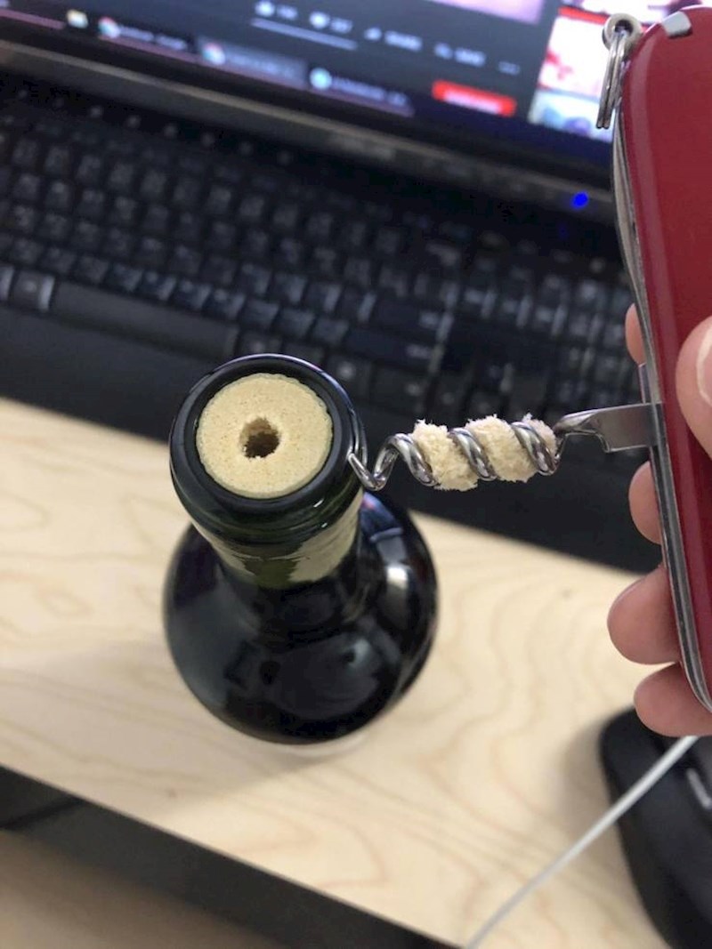 Kad samo želiš doći kući i natočit si čašu