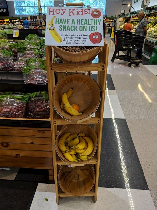 'Moja lokalna trgovina ima besplatno voće za djecu da gricnu dok roditelji kupuju.''