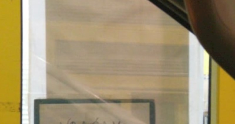 Netko je podijelio suludu fotku s autoceste, što biste vi napravili da vas dočeka ova poruka?