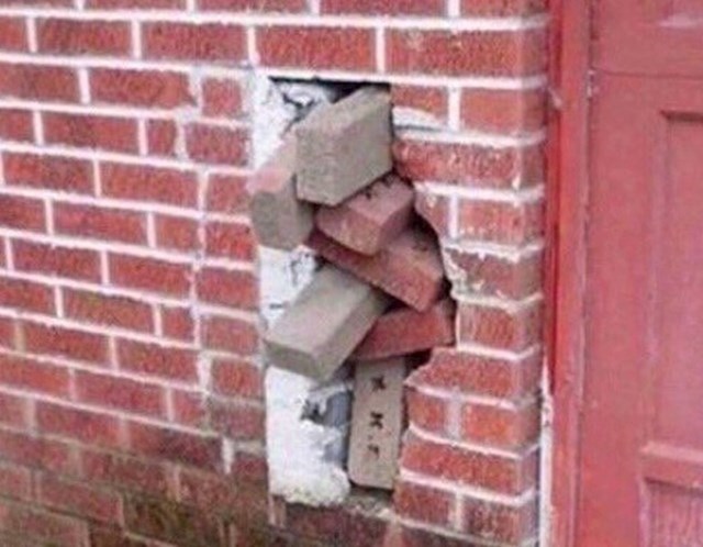 Kako popraviti rupu u zidu...