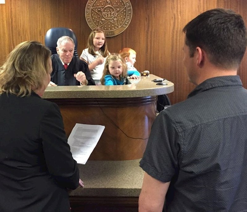 Danas napokon usvajamo ovu djecu