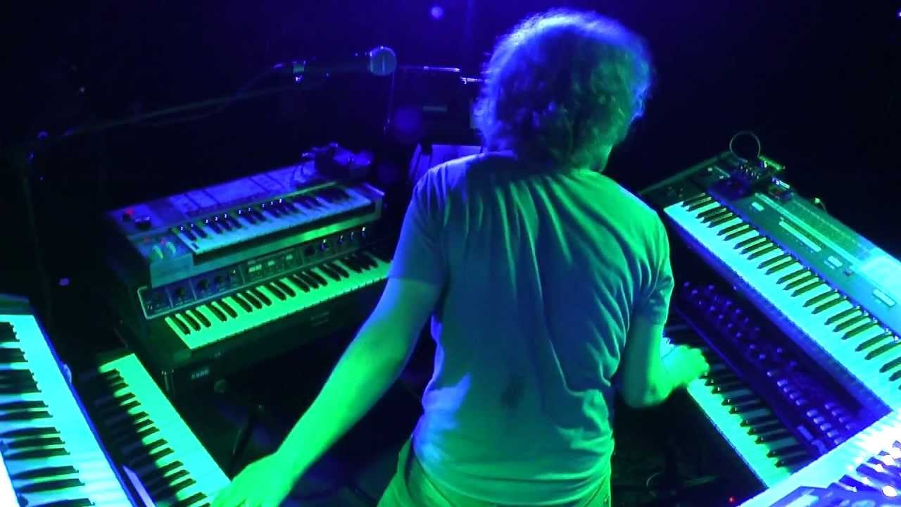 Jan Hammer - Crockett' Theme (live by Kebu @ Dynamo)