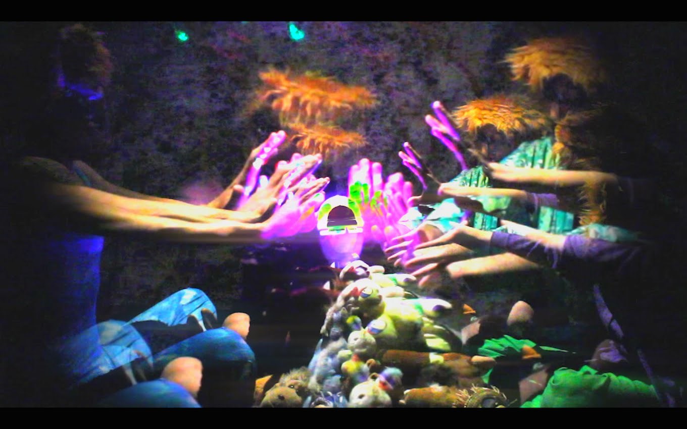 Činčila - Majmun Bijeli (Official Music Video)