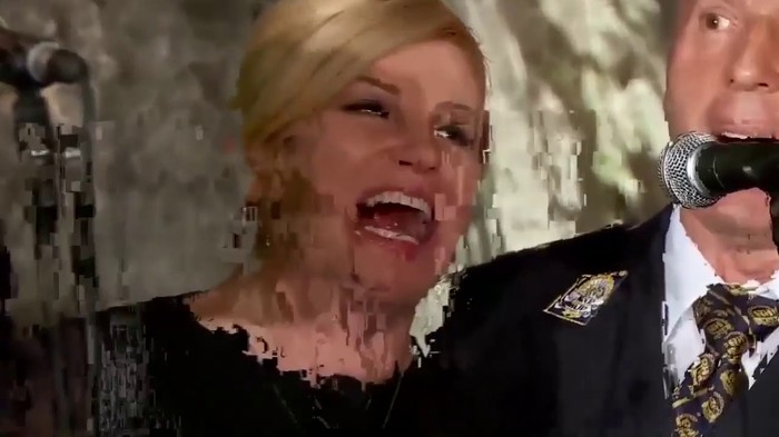 Kolinda pjeva, bravo, bravo, bravo