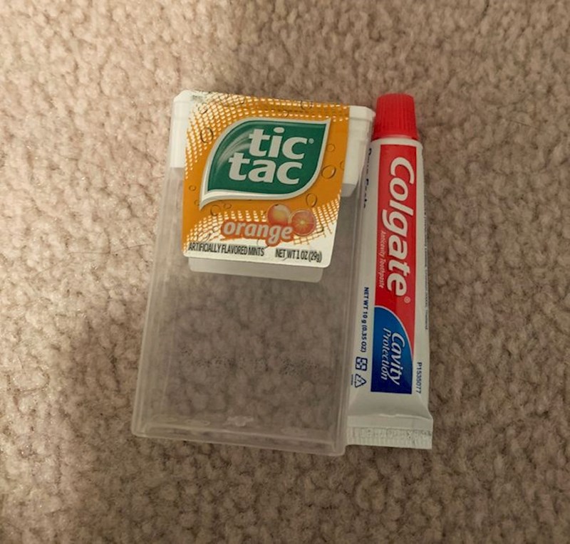 Minijaturna pasta za zube