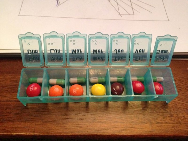 "Moja mala sestra je stavila bombone uz moje antidepresive kako bi se ja osjećala bolje"